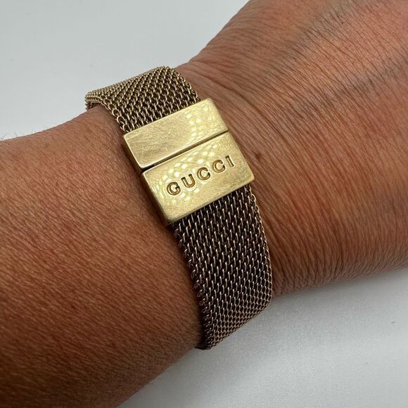 Gucci Gold Tone Mesh Bracelet - Picture 2 of 8